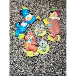 Vintage Hanna Barbera Yogi Bear Huckleberry Hound Plastic Wall Decor Lot of 5